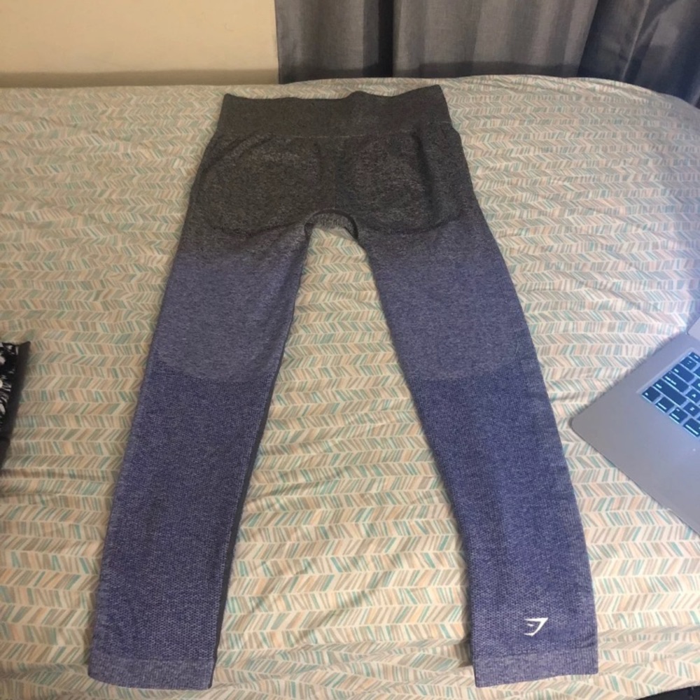 Gymshark ombré medium leggings!